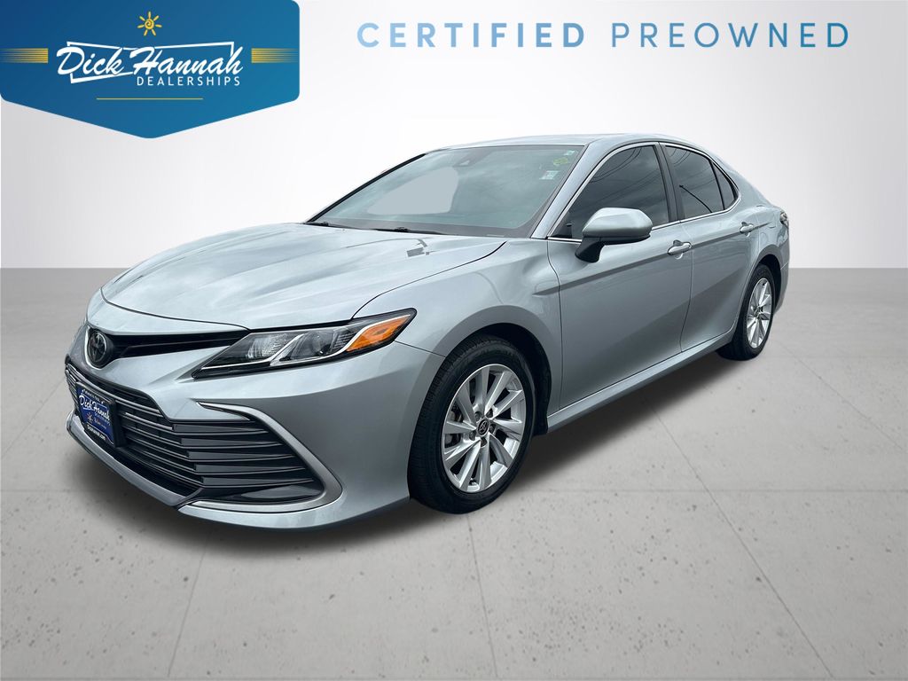 2023 Toyota Camry LE AWD's photo