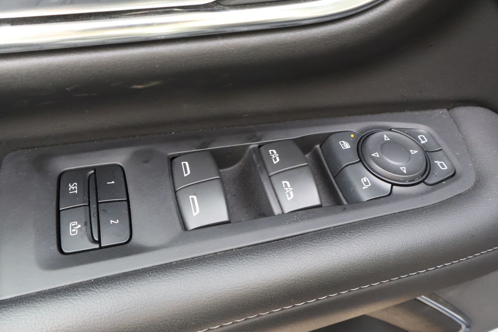 Thumbnail: 2024 Chevrolet Suburban - 12