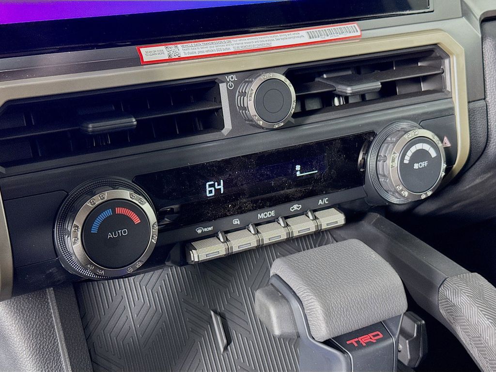 2025 Toyota Tacoma TRD Off Road - Photo 11