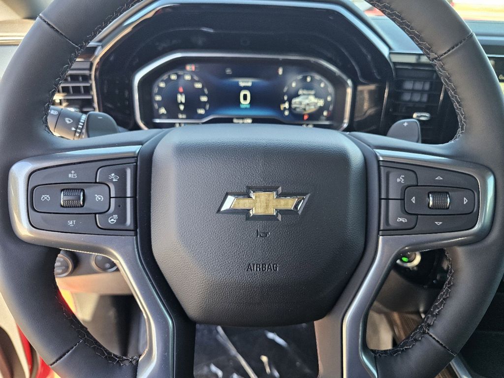 2025 Chevrolet Silverado 1500 LT 19