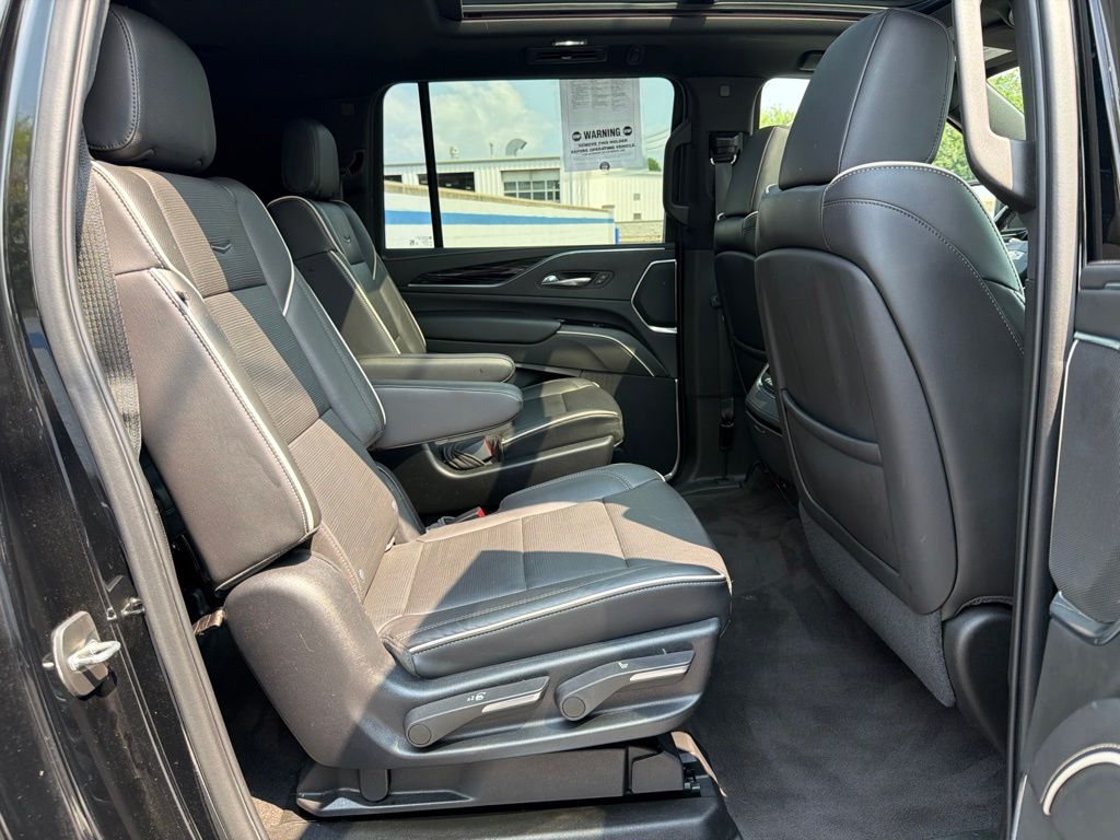 Thumbnail: 2022 Cadillac Escalade - 24