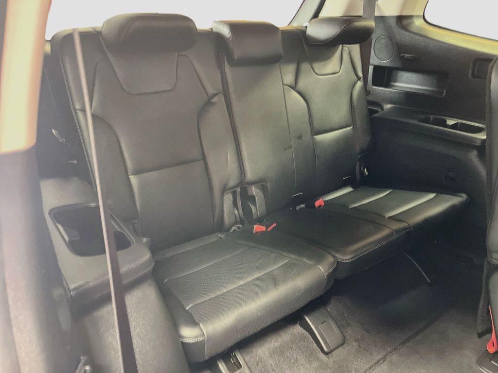 Used 2023 Dark Moss Kia S image 27