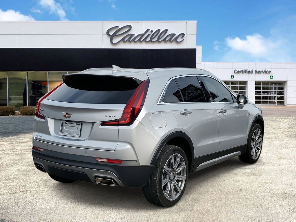 2022 Cadillac XT4 Premium Luxury 7