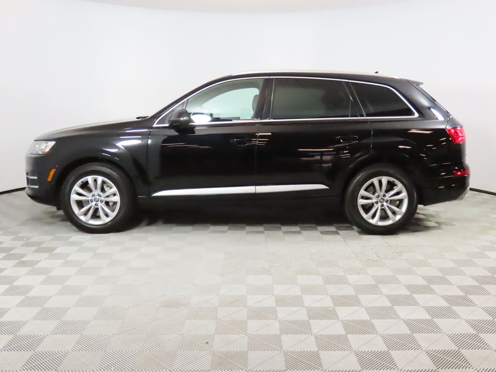 Thumbnail: 2019 Audi Q7 - 2