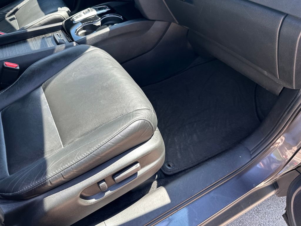 Used Car 2019 Honda Pilot  Touring For Sale Under $25,000 In Austin, Texas