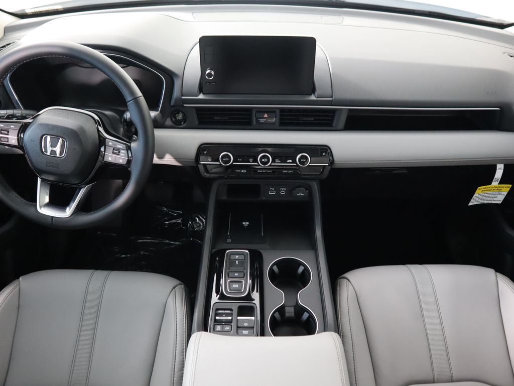 Thumbnail: 2025 Honda Pilot - 13