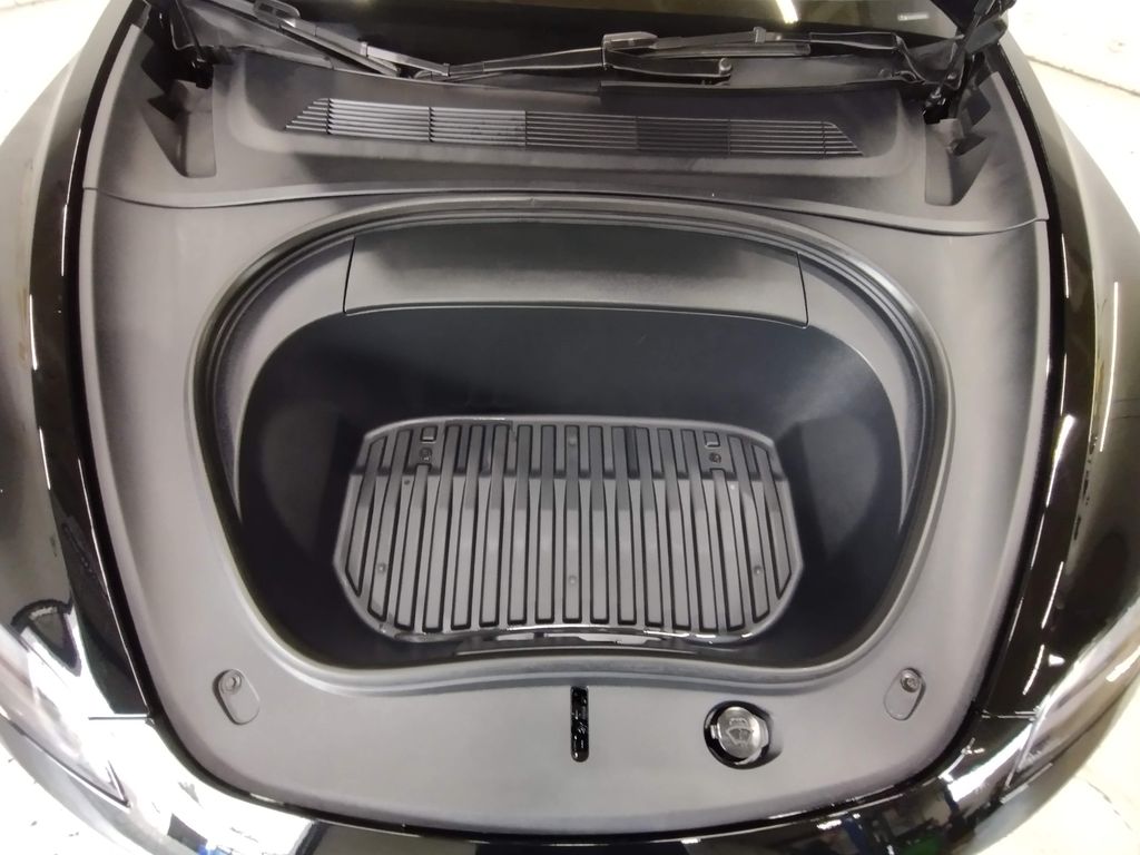 2024 Tesla Model 3 Performance