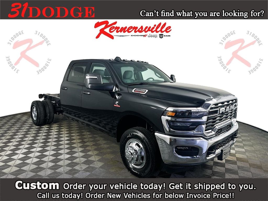 2026 RAM 3500 Chassis Tradesman Crew Cab LB DRW 4WD