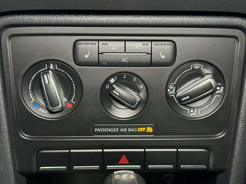 Used 2012 Black Uni Volkswagen 2.0 TSi image 7