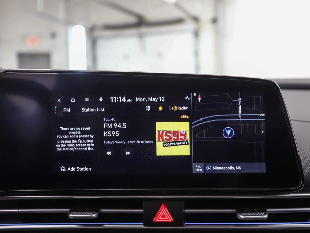 2024 Hyundai Elantra Limited Edition 16