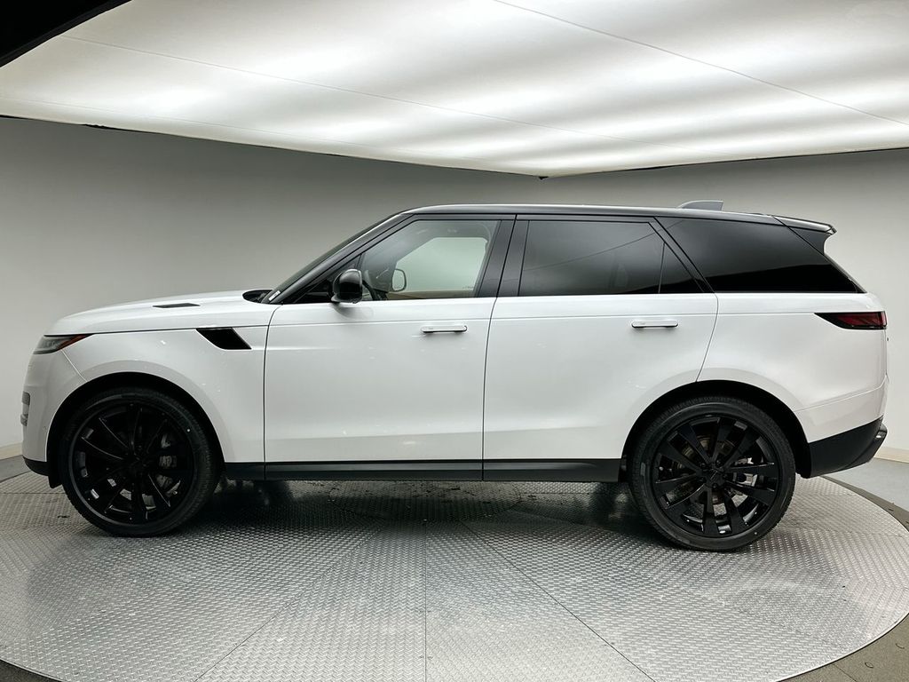 Thumbnail: 2026 Land Rover Range Rover Sport - 2