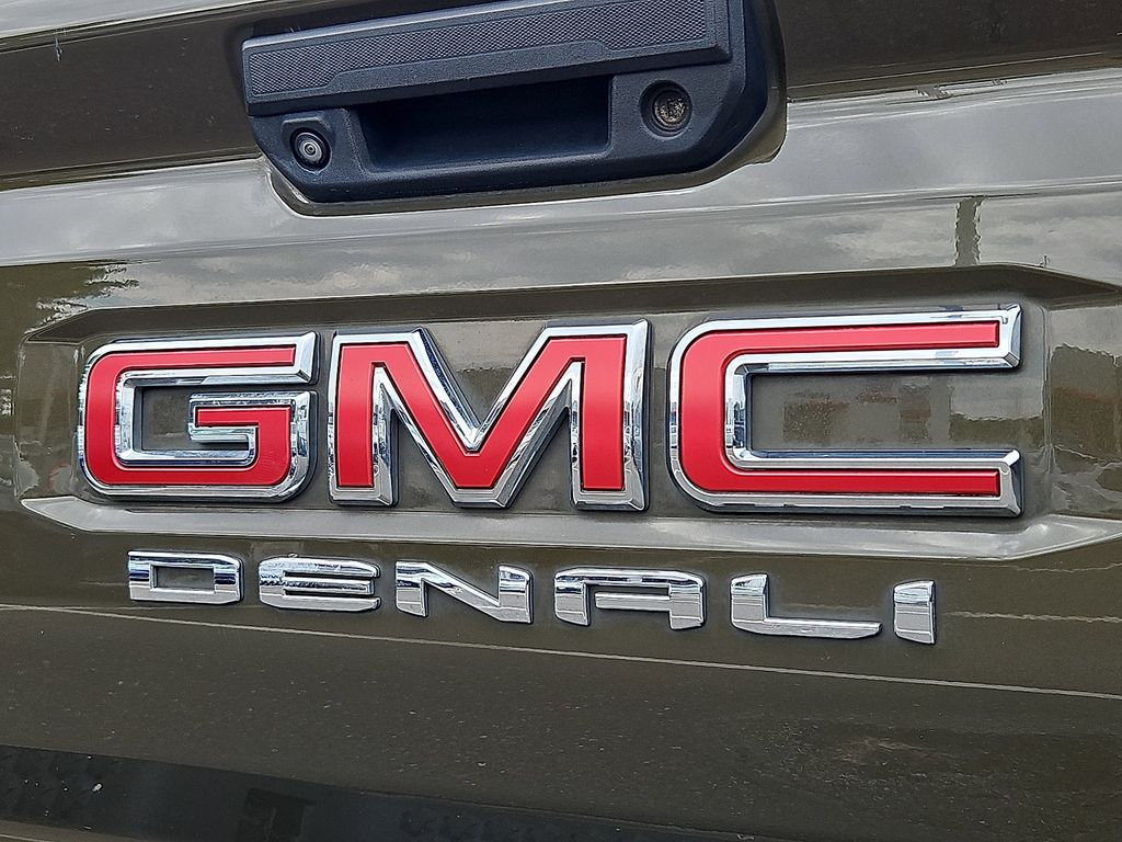 Thumbnail: 2023 GMC Canyon - 31