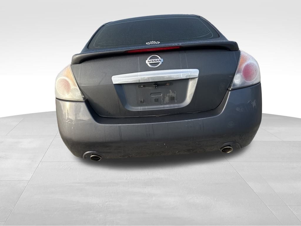 2012 Nissan Altima 2.5 SL 8