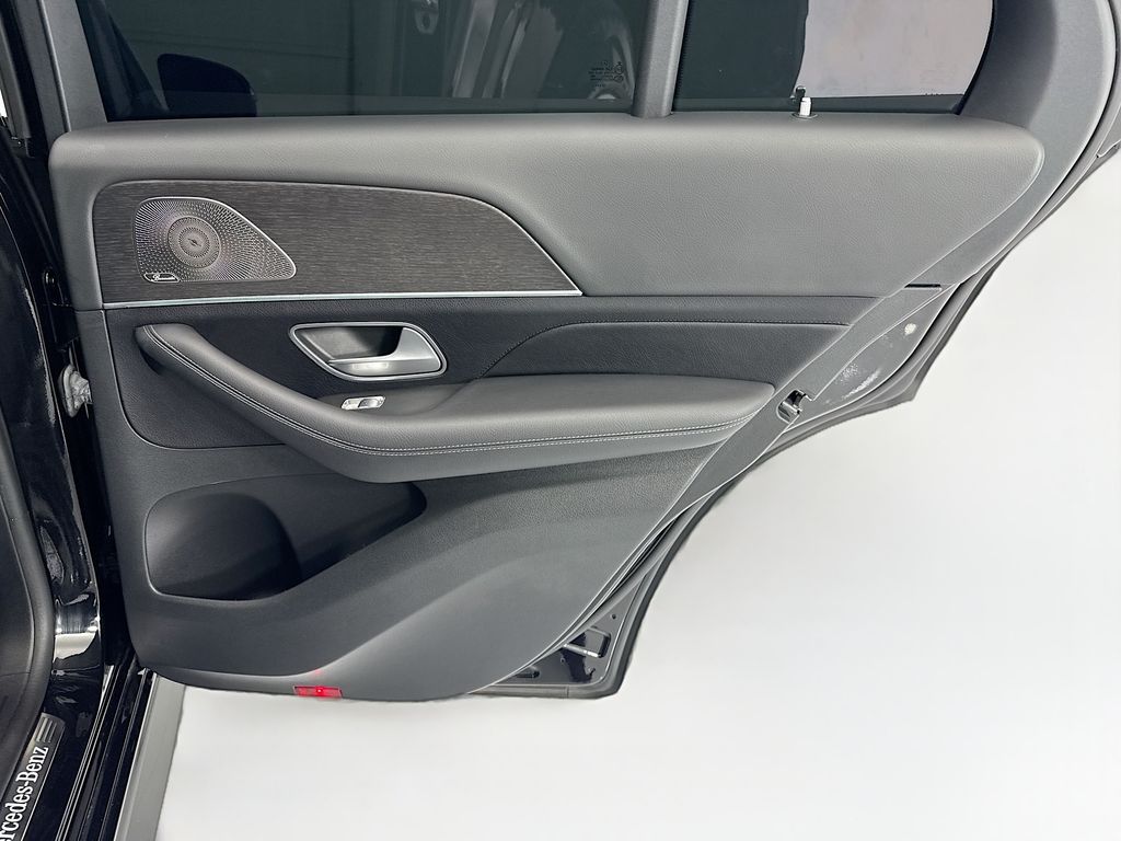 Thumbnail: 2023 Mercedes-Benz GLE - 26