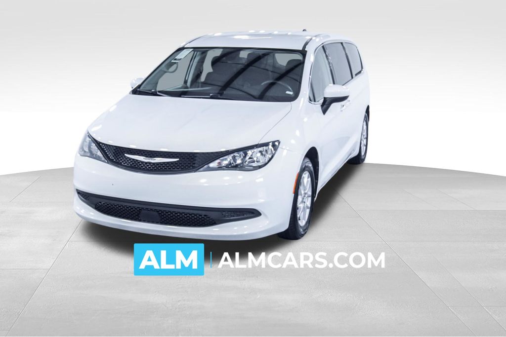 2023 Chrysler Voyager