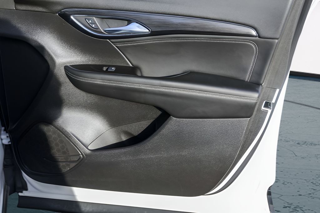 Used Car 2022 Buick Envision  Essence For Sale Under $25,000 In Austin, Texas