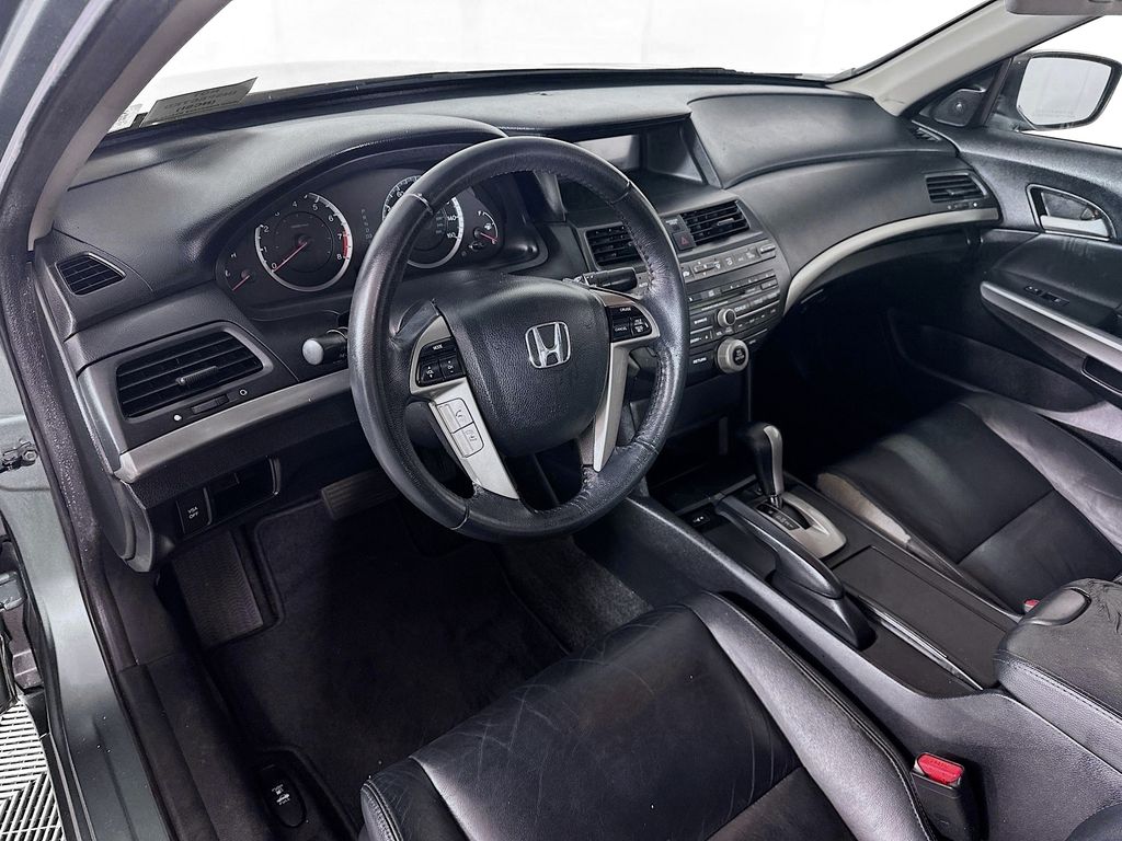 Used 2010 Green Honda EX-L image 28