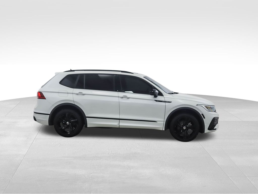 Thumbnail: 2024 Volkswagen Tiguan - 6