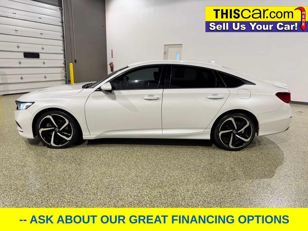 2019 Honda Accord Sport photo 4