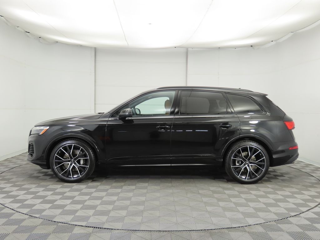 Thumbnail: 2025 Audi Q7 - 8
