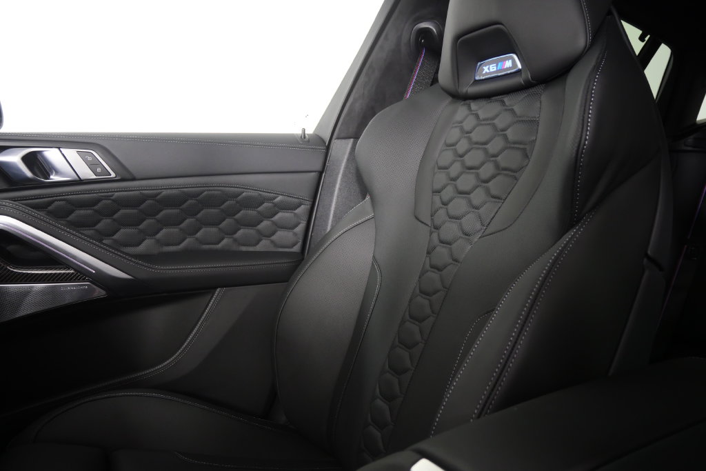 Thumbnail: 2027 BMW X6 - 25