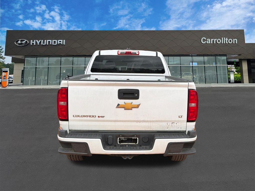 Used 2018 White Chevrolet LT image 6