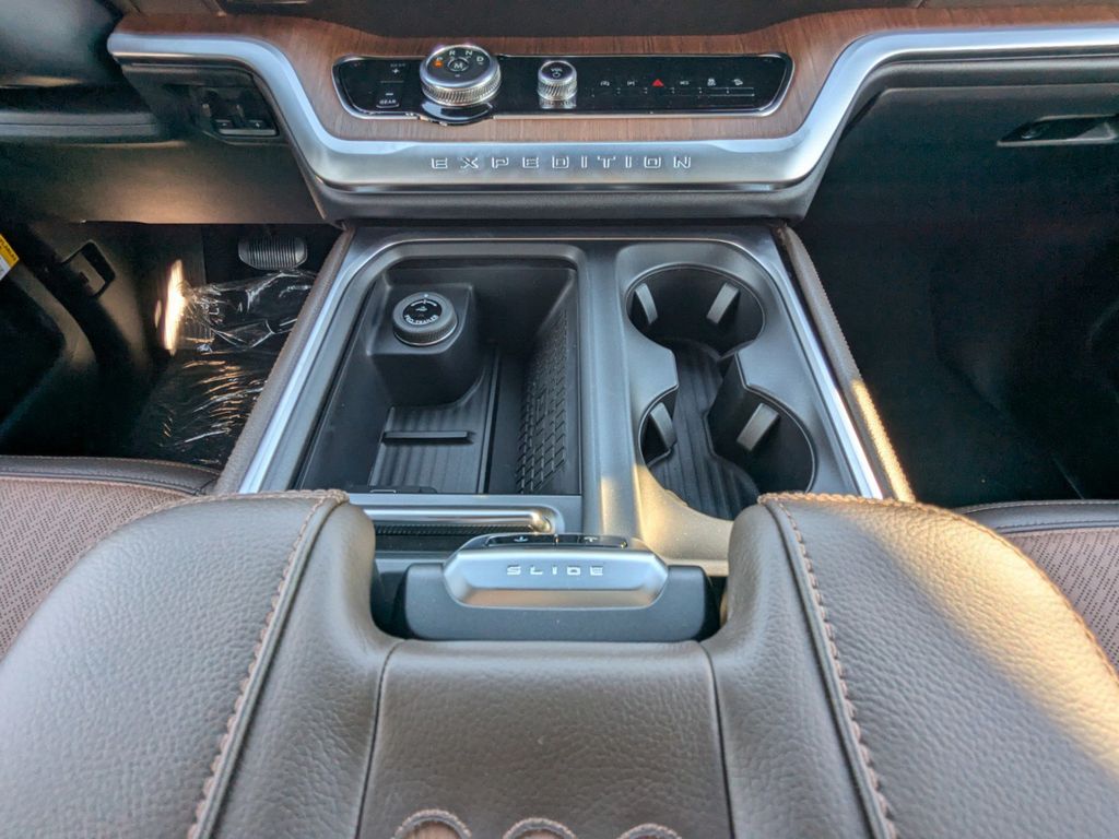 2025 Ford Expedition King Ranch MAX