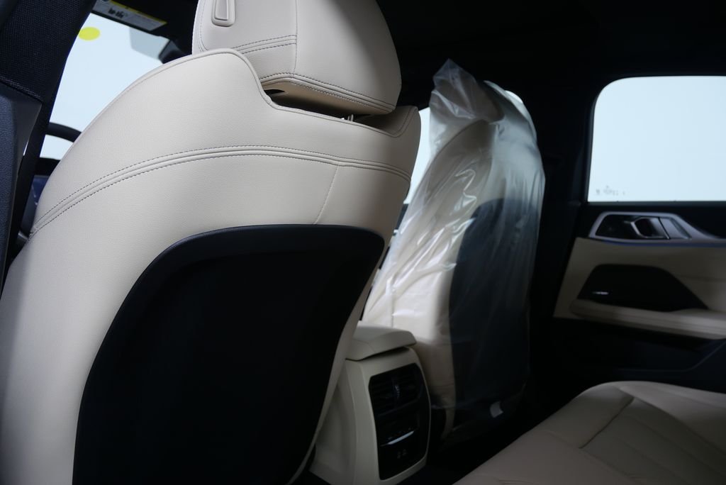2025 BMW i4 eDrive40 16