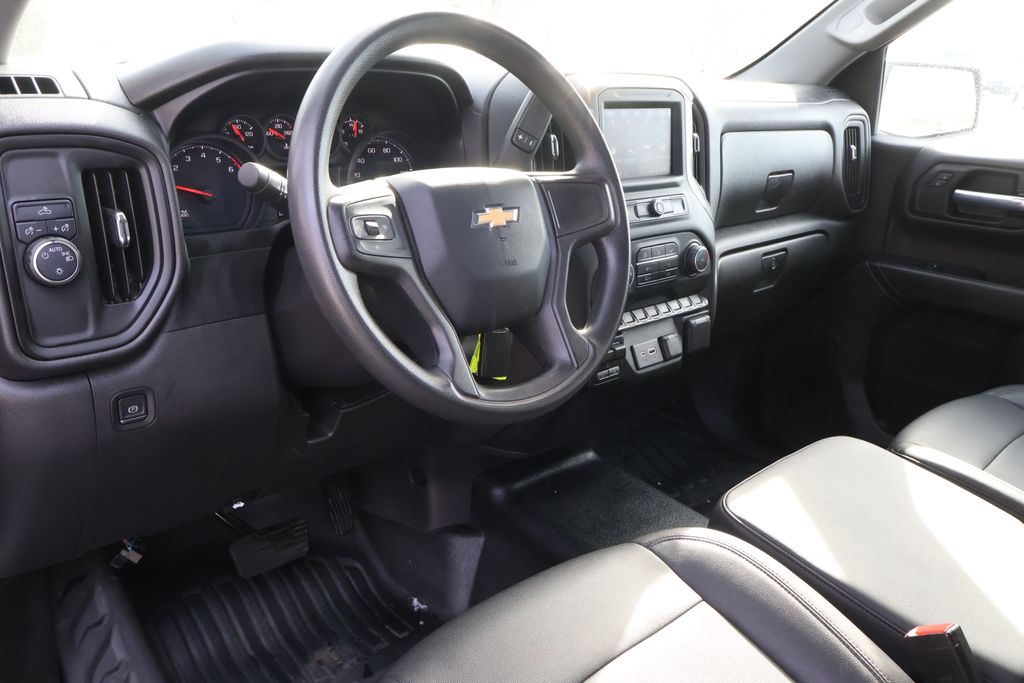 Thumbnail: 2021 Chevrolet Silverado 1500 - 16