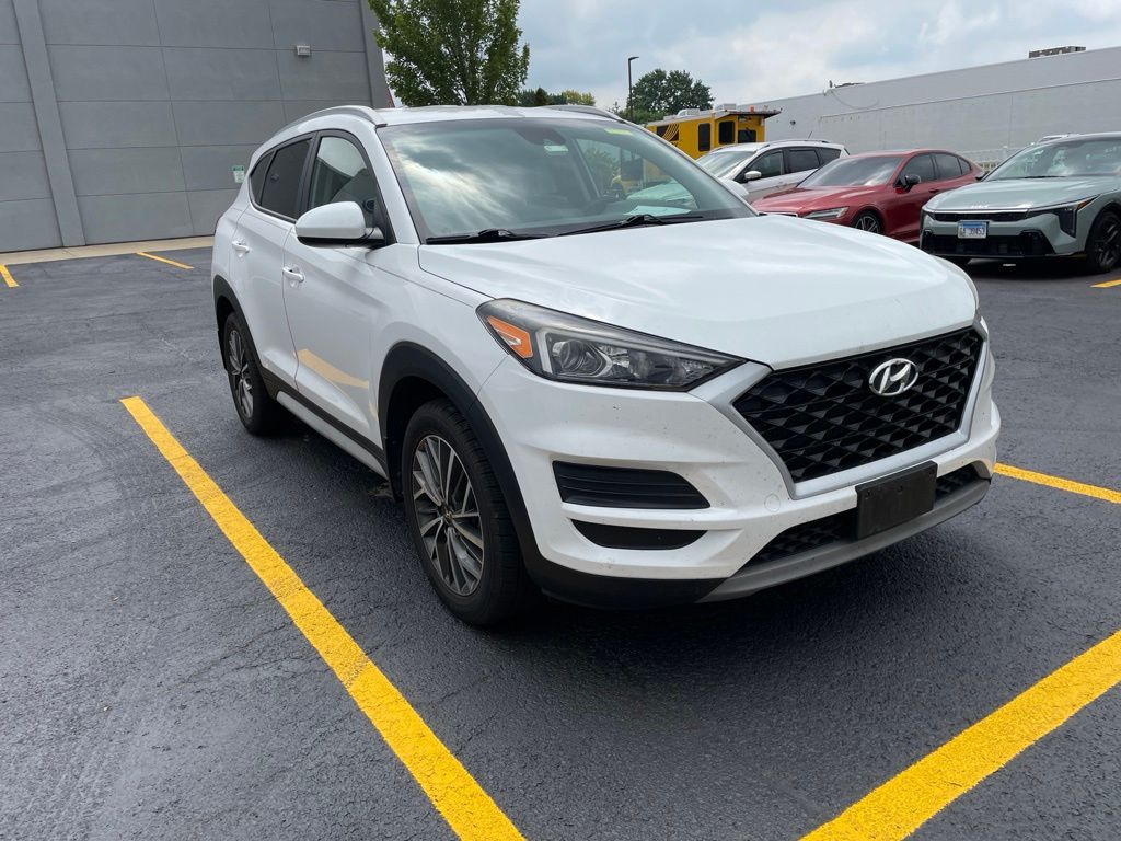Cream White Pearl 2020 Hyundai Tucson SUV / Crossover Front-Wheel Drive 6-Speed Automatic