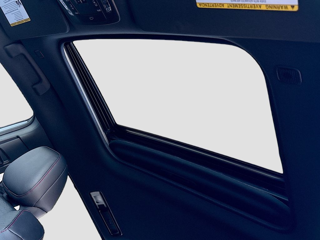 Thumbnail: 2026 Toyota Sienna - 18