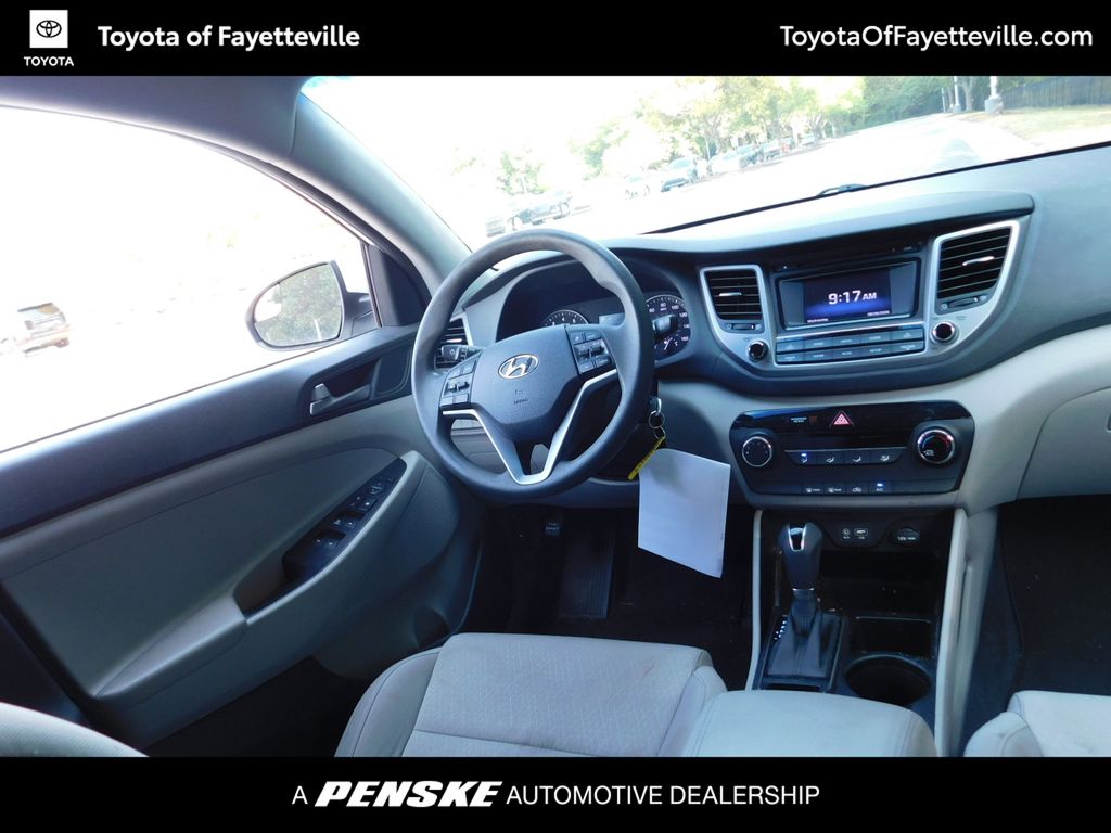 Thumbnail: 2016 Hyundai Tucson - 6