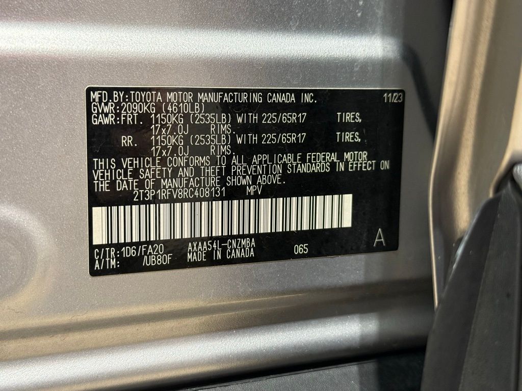 2024 Toyota RAV4 XLE 27