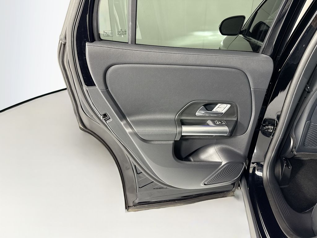 Thumbnail: 2025 Mercedes-Benz GLA - 26