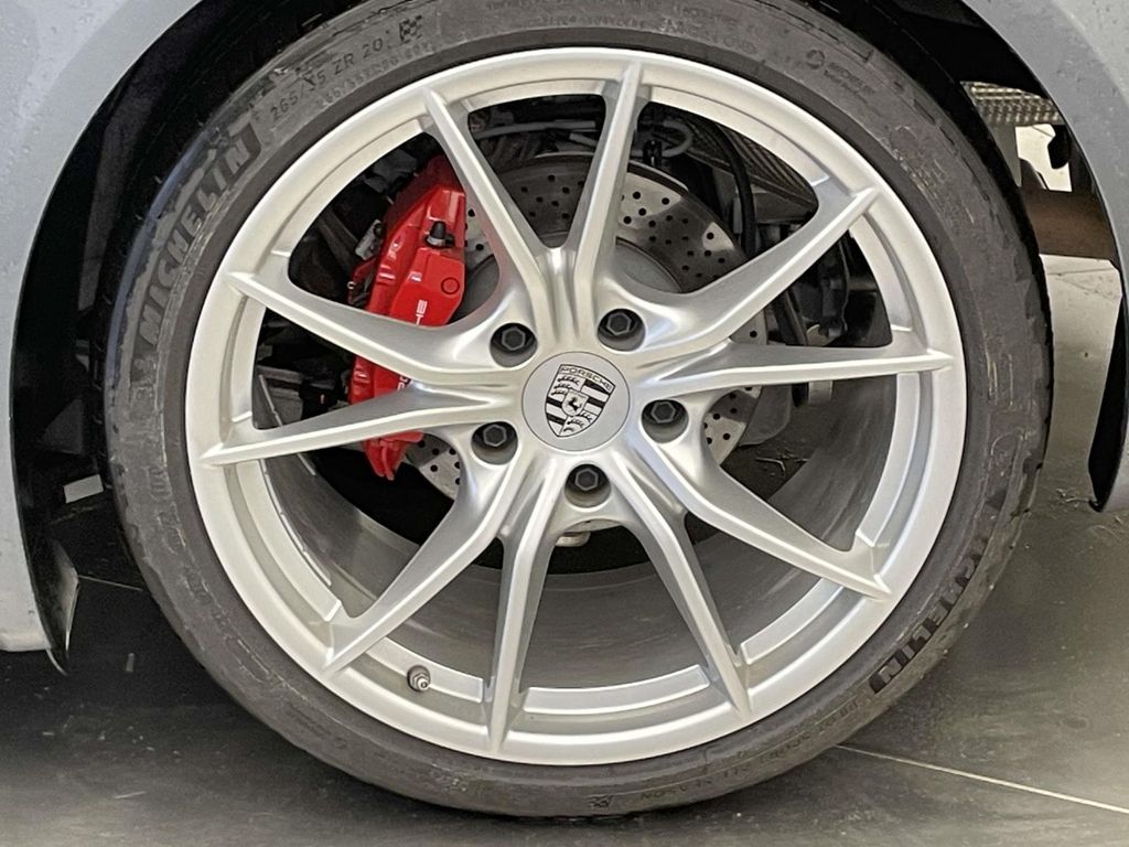 2025 Porsche 718 Cayman S - 11