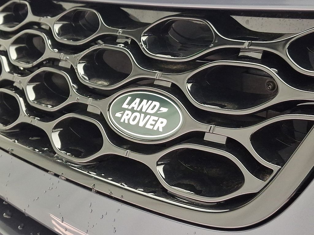 Thumbnail: 2026 Land Rover Discovery Sport - 22