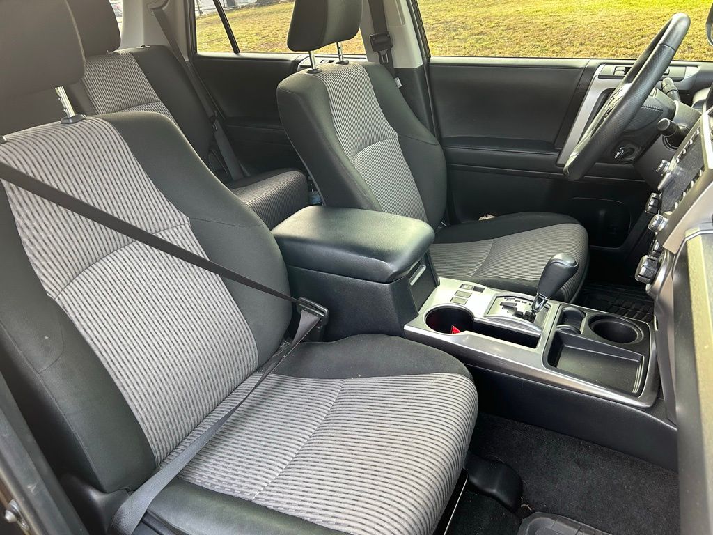 2024 Toyota 4Runner SR5 15