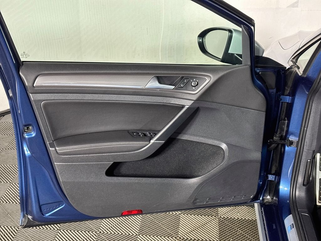 2017 Volkswagen Golf Alltrack TSI SE