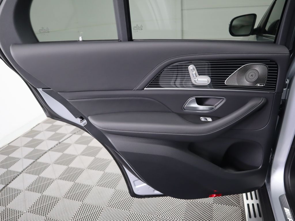 Thumbnail: 2026 Mercedes-Benz GLE - 27