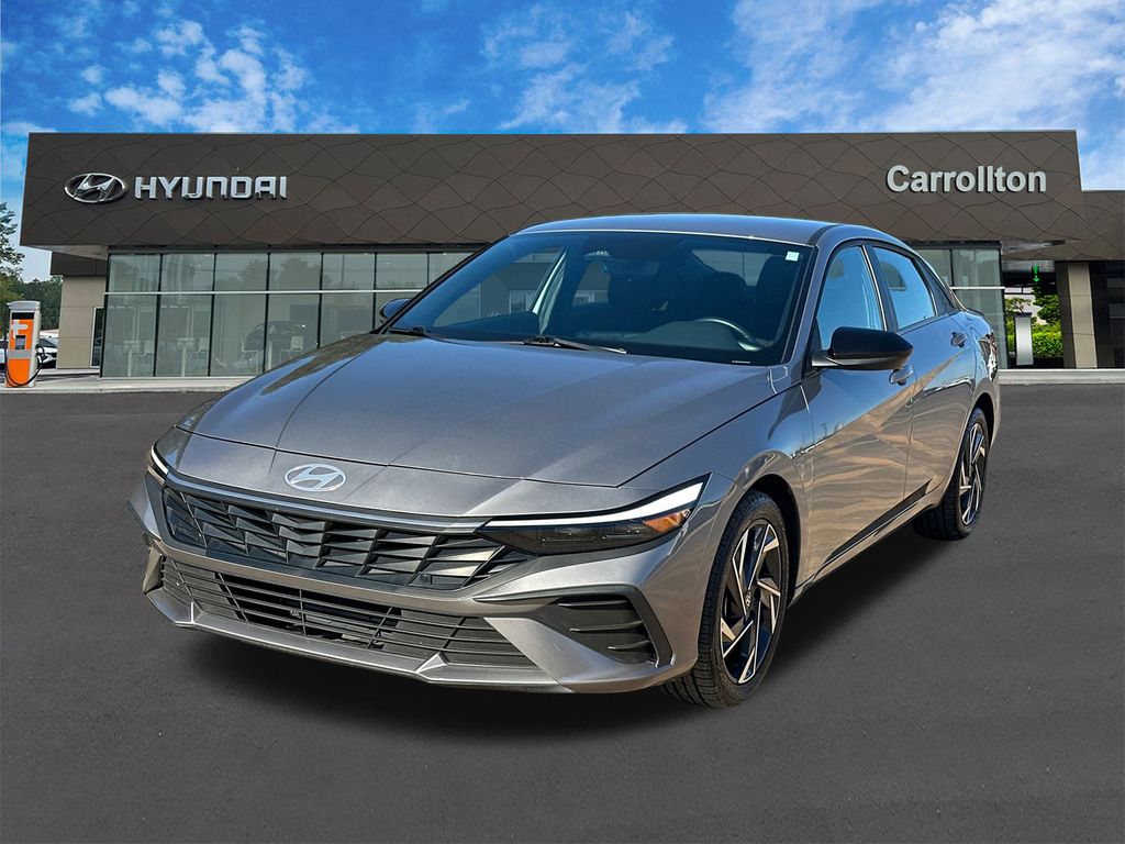 2025 Hyundai Elantra SEL's photo