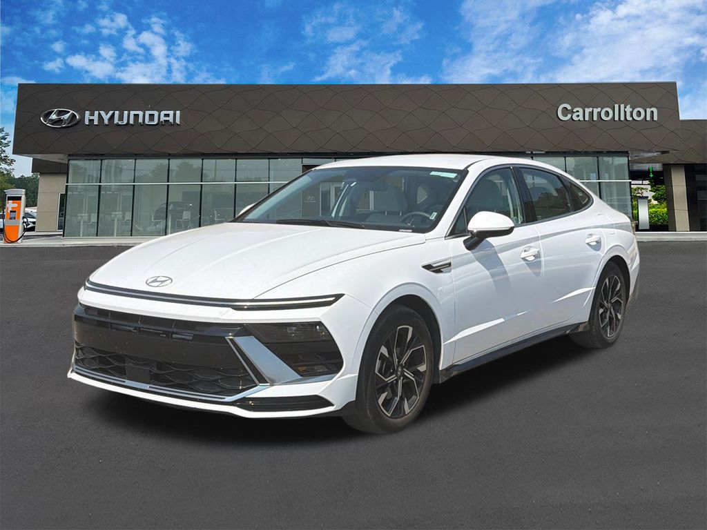 2025 Hyundai Sonata SEL's photo