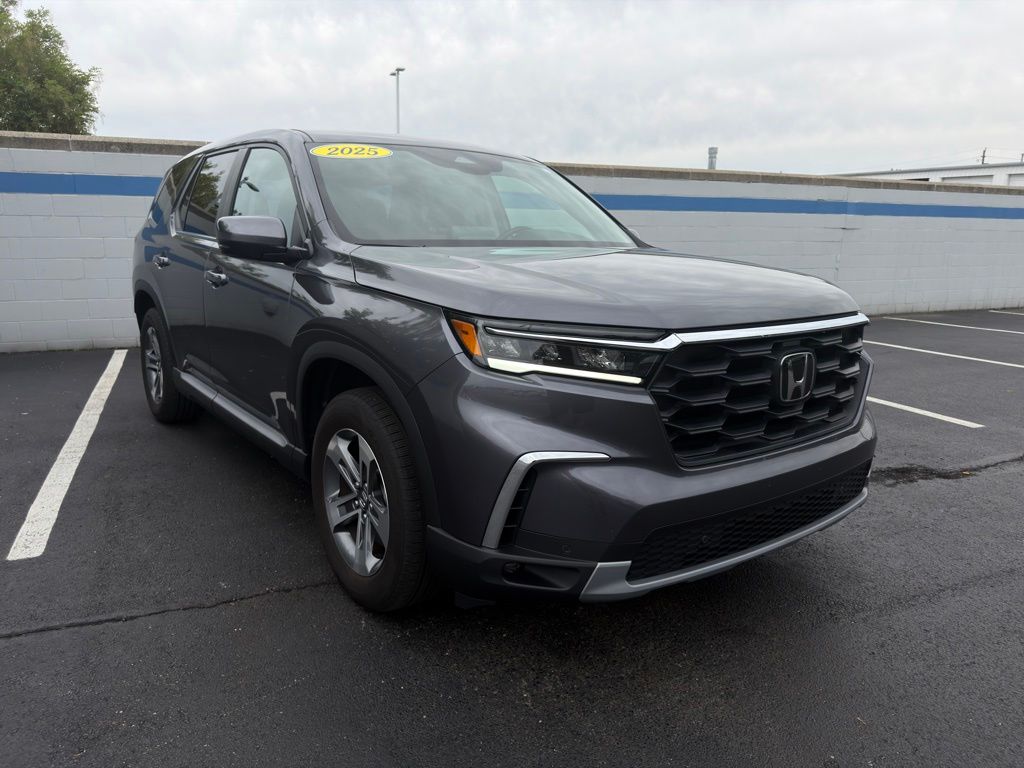 Thumbnail: 2025 Honda Pilot - 7