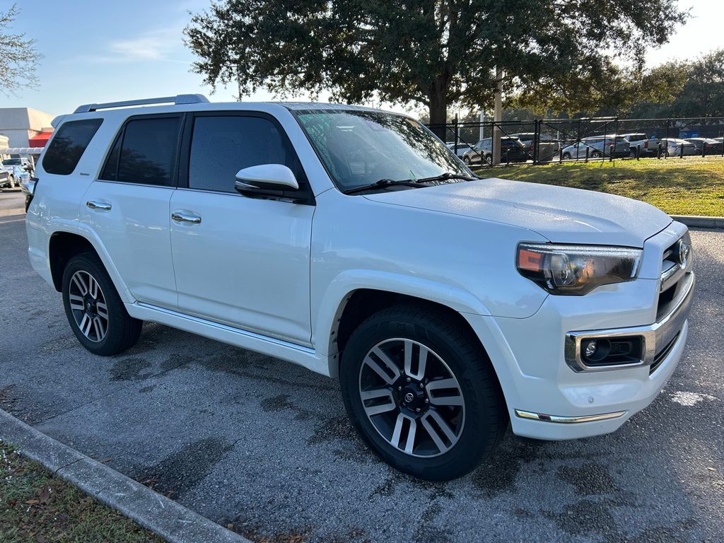 Thumbnail: 2022 Toyota 4Runner - 7