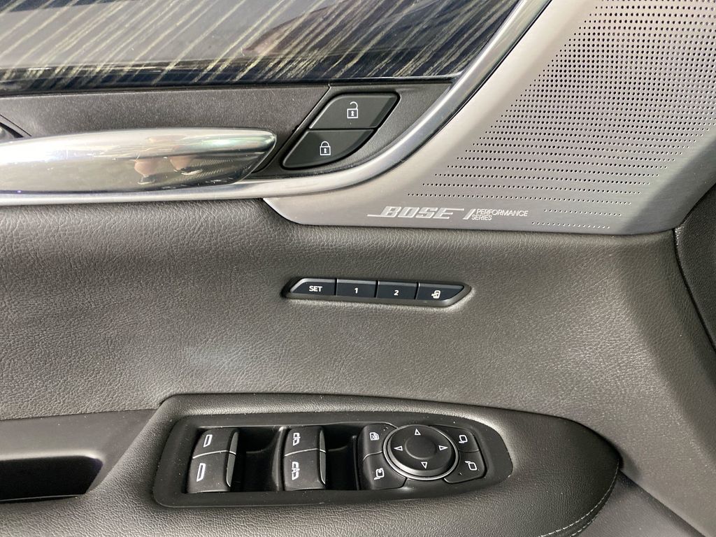 2020 Cadillac XT6 Premium Luxury photo