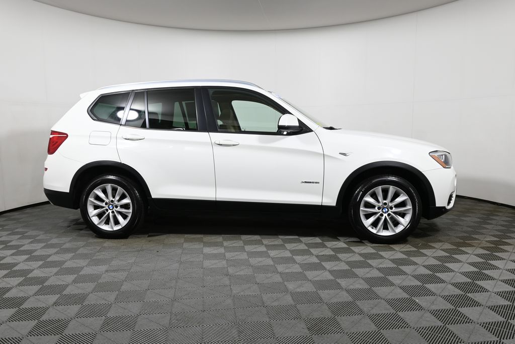 Thumbnail: 2017 BMW X3 - 8