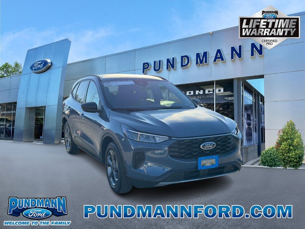 Vapor Blue 2026 Ford Escape SUV / Crossover Front-Wheel Drive 8-Speed Automatic