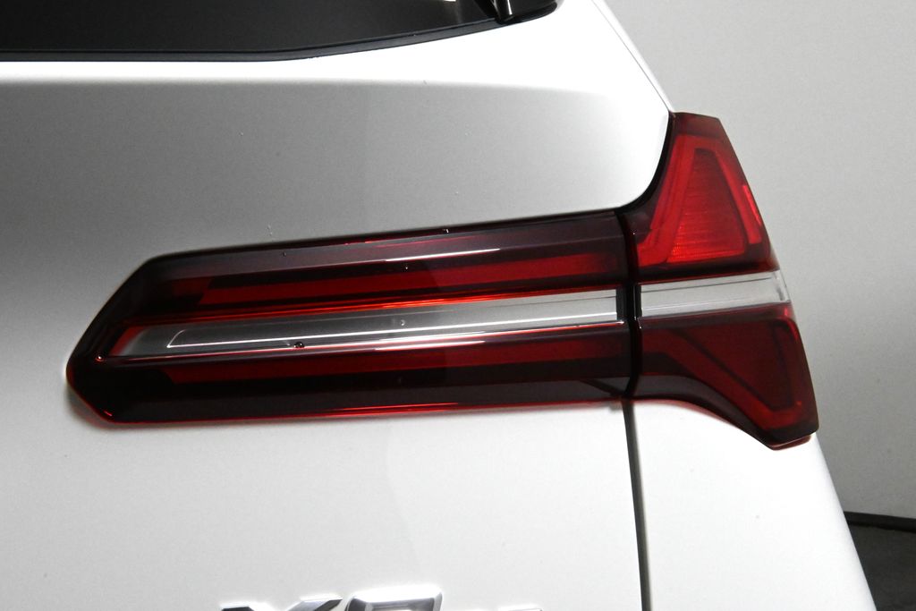 Thumbnail: 2026 BMW X3 - 13