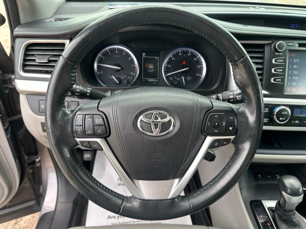Used 2017 Toyota Highlander SUV