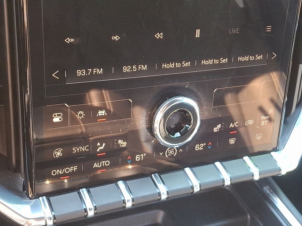 Thumbnail: 2024 GMC Acadia - 17