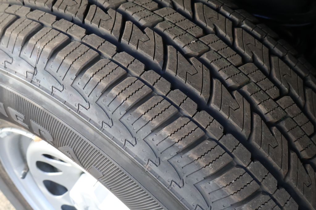 Thumbnail: 2026 Chevrolet Silverado 1500 - 10